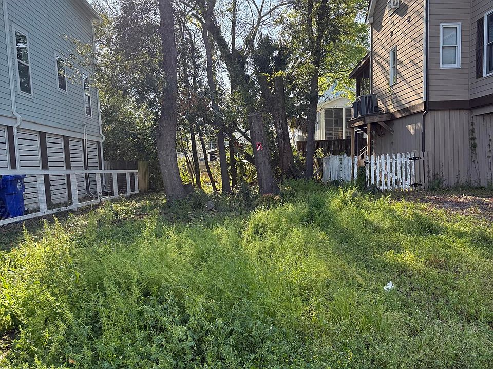 2nd image of 1 Kyle Pl