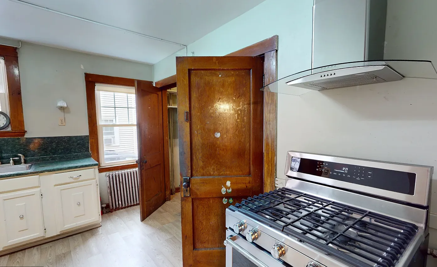 2 bed, 1114 sqft, $4,300 — Photo 2