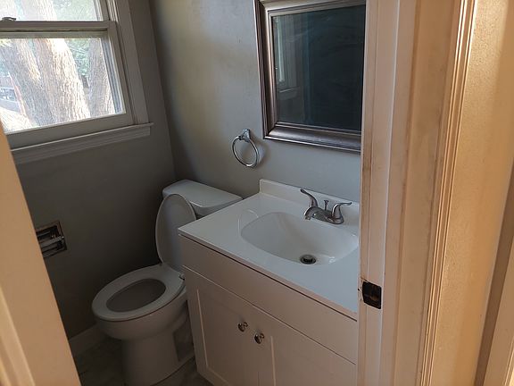 5th image of 714 Magnolia Dr