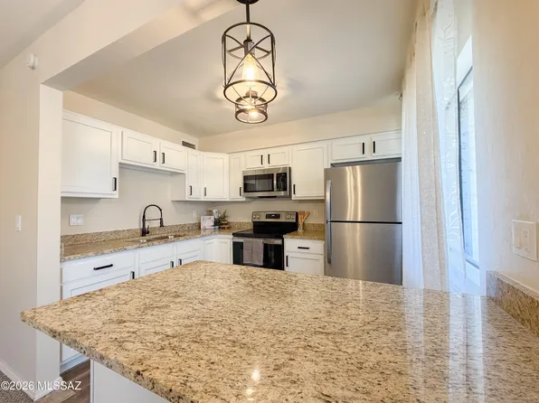 1366 S Avenida Polar APT G205, Tucson, AZ 85710