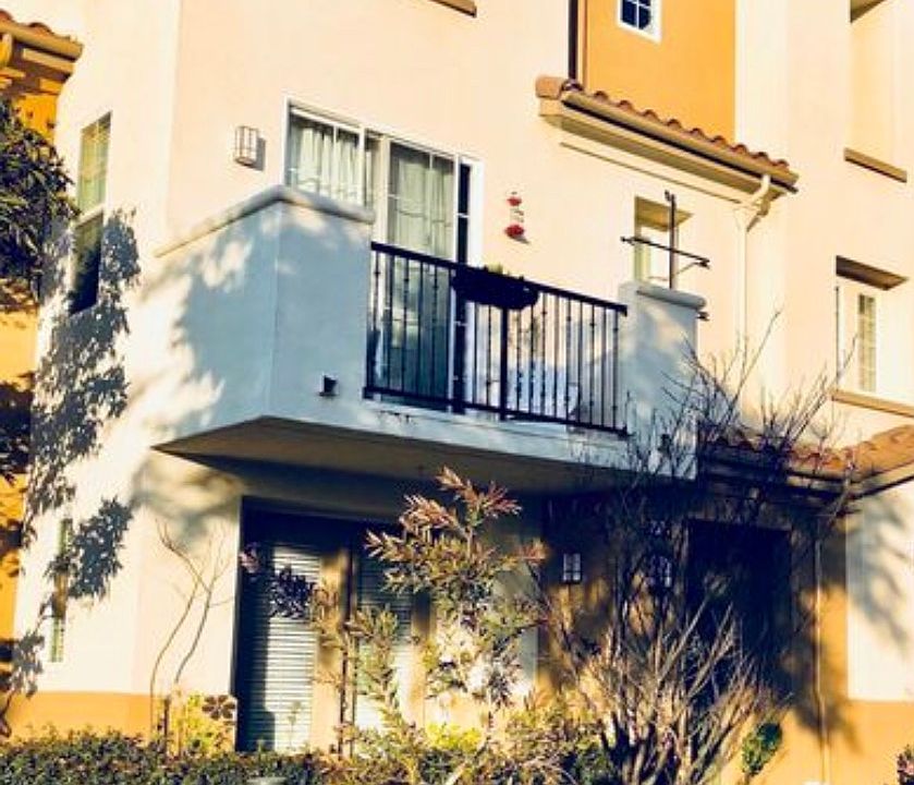 1st image of 2834 River Park Blvd