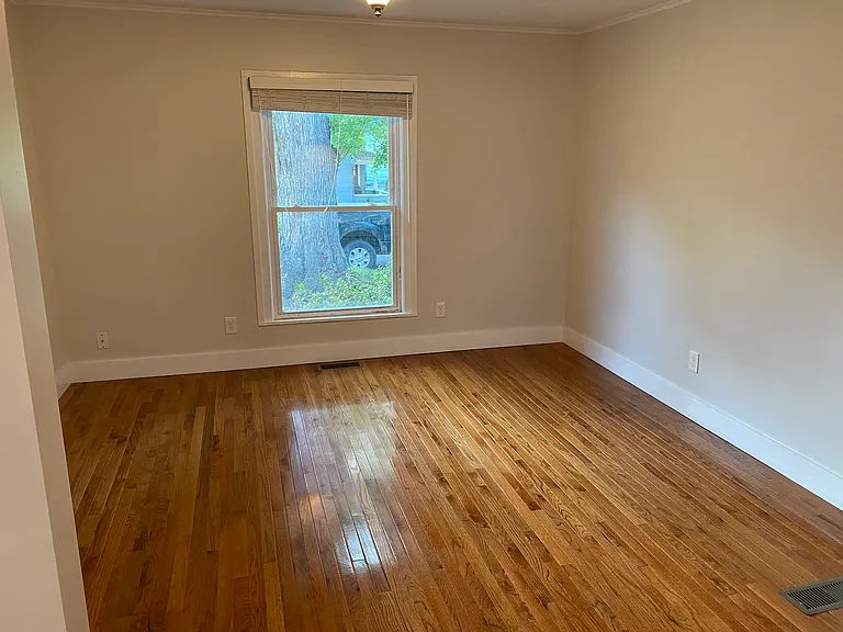 168 Chemung St #102 — Photo 2