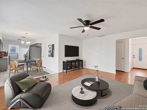2nd image of 2311 Dovehill
