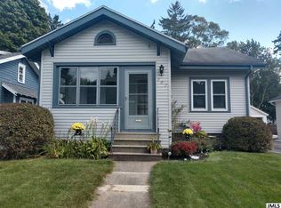 707 S Grinnell St, Jackson, MI 49203