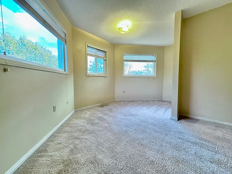 3058 Dalehurst Dr — Photo 21