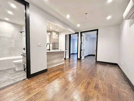 Rented by Doorway NYC, LLC | media 9