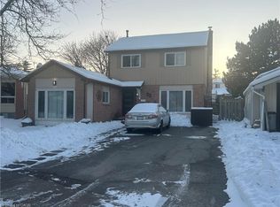 36 Angela Cres, Cambridge, ON N1S 4B6