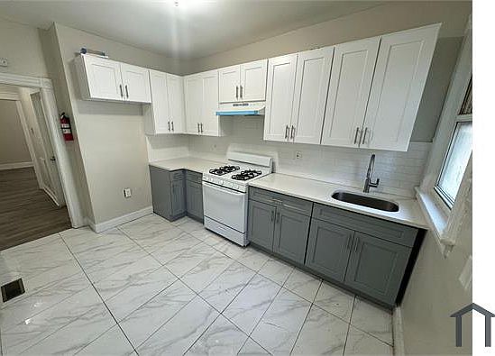 1st image of 36 N 18th St Floor 1