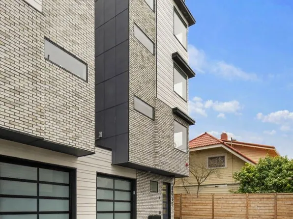 4018 Beach Drive SW, Seattle, WA 98116