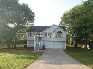 7183 Williams Rd, Flowery Branch, GA 30542