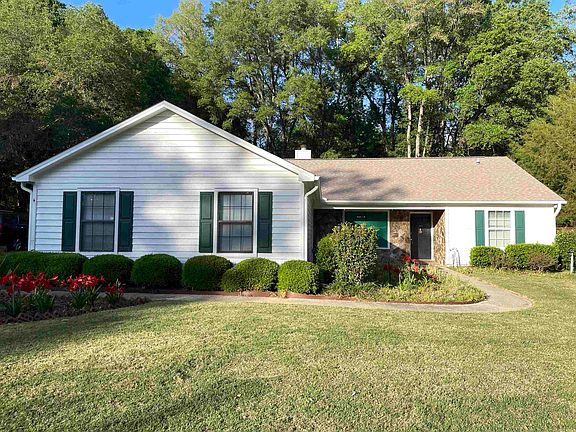 2nd image of 3516 Clifden Dr
