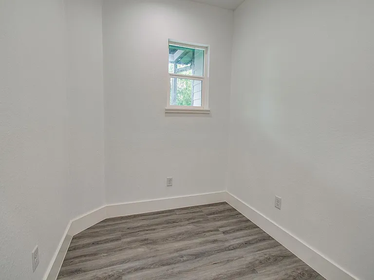 6531 Rosemary Ln #B — Photo 13