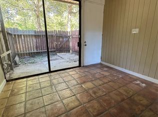 13 Lakeway St #13, Conroe, TX 77304