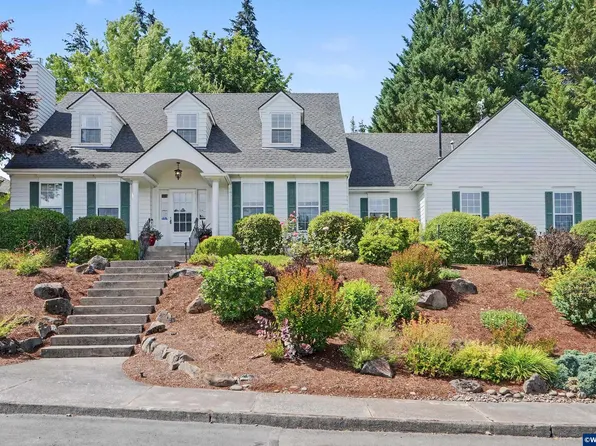 3374 Augusta National Dr S, Salem, OR 97302