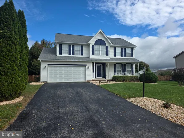 268 Runningboard Rd, Stewartstown, PA 17363