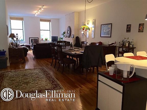 3rd image of 335 E 77th St APT 3