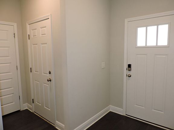 4th image of 7964 Huntington Creek Ln