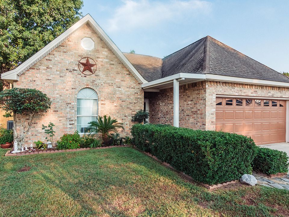 1st image of 14416 Williamsburg Dr