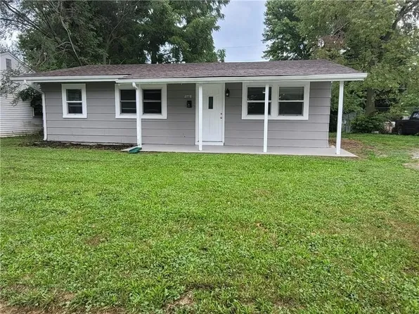 2718 W 18th St, Anderson, IN 46011