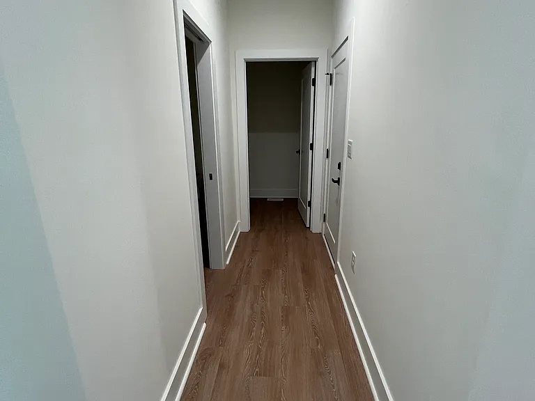 220 Nelson Ave — Photo 12