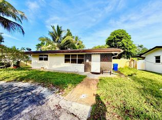 1160 NW 77th Way, Hollywood, FL 33024