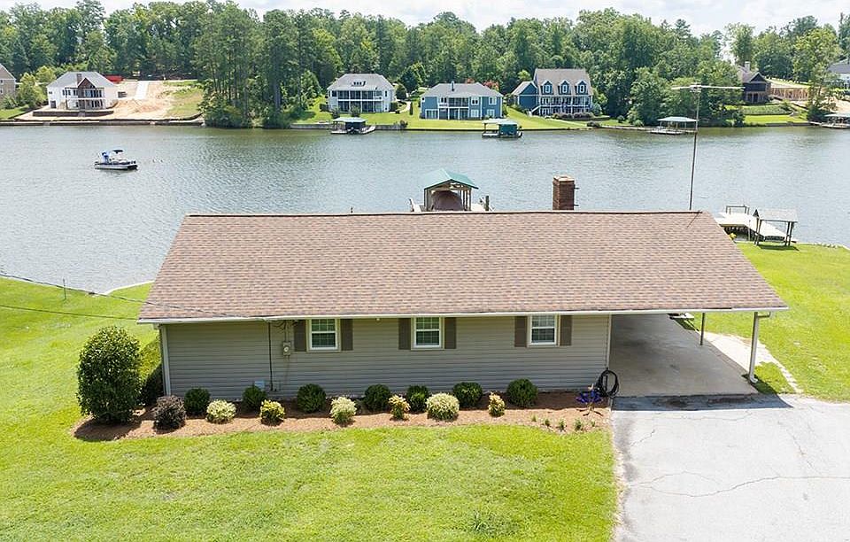 1st image of 206 Larry Dr