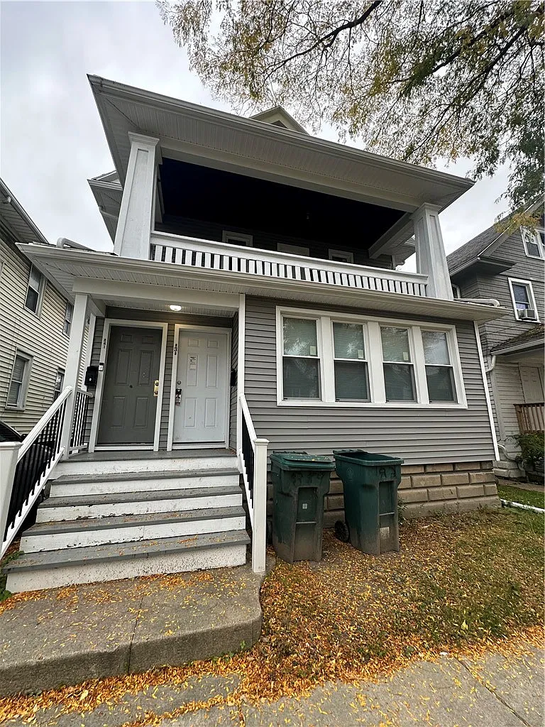 2 bed, 1.0 bath, 1110 sqft, $1,400 — Photo 1