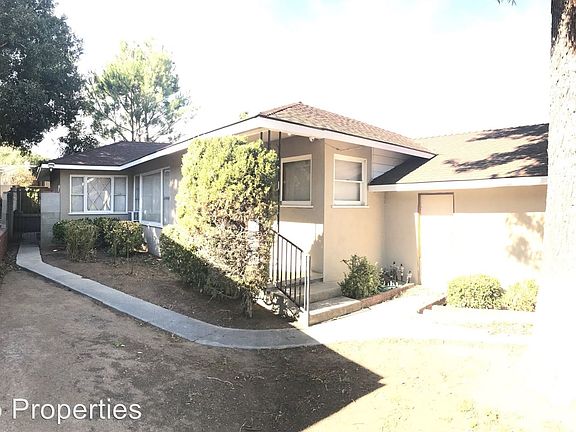 3rd image of 10231 Russett Ave