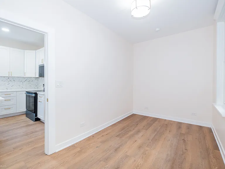 1711 W Henderson St #1 — Photo 10