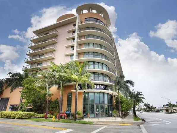 1690 SW 27th Ave #Penthouse 08, Miami, FL 33145