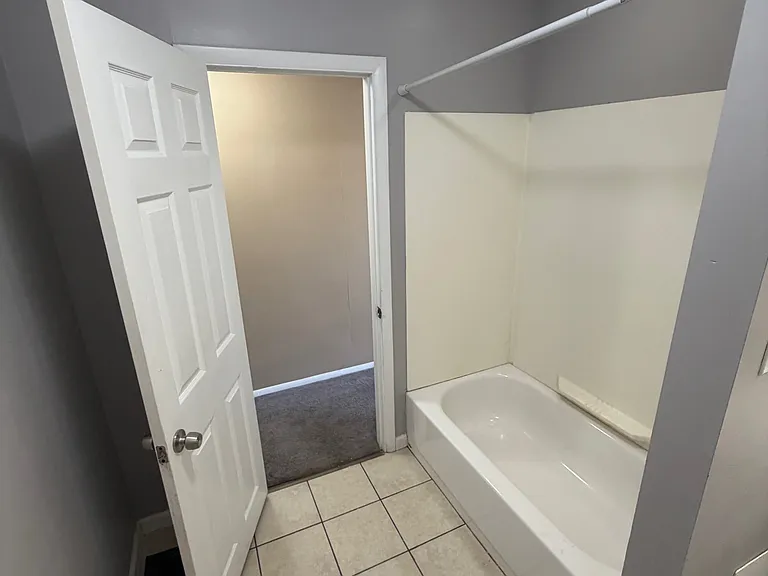 119 Pearl St #1 — Photo 27