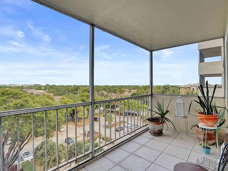 10777 W Sample Rd #718 — Photo 20