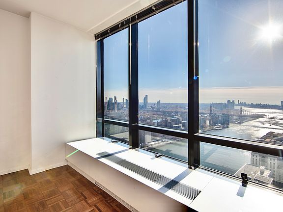4th image of 525 E 72nd St APT 29H