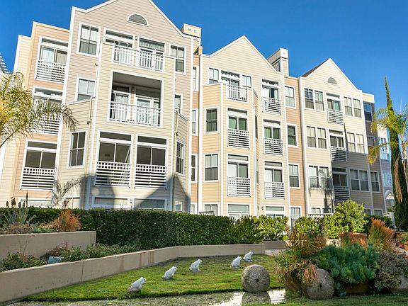 2nd image of 550 Ortega Ave APT A310