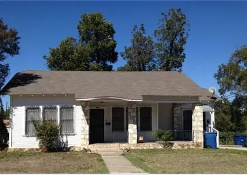 303 Givens Ave #1 Photo 1