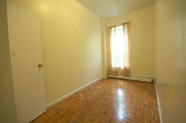 Rented by Link NY Realty | media 11