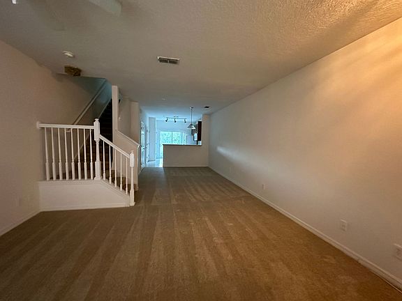5th image of 10272 Regent Park Dr #305