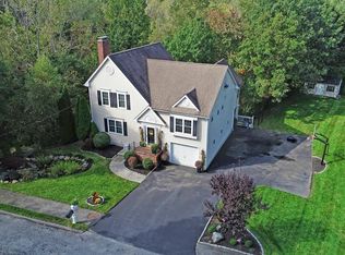 83 Cathedral Dr, Attleboro, MA 02703