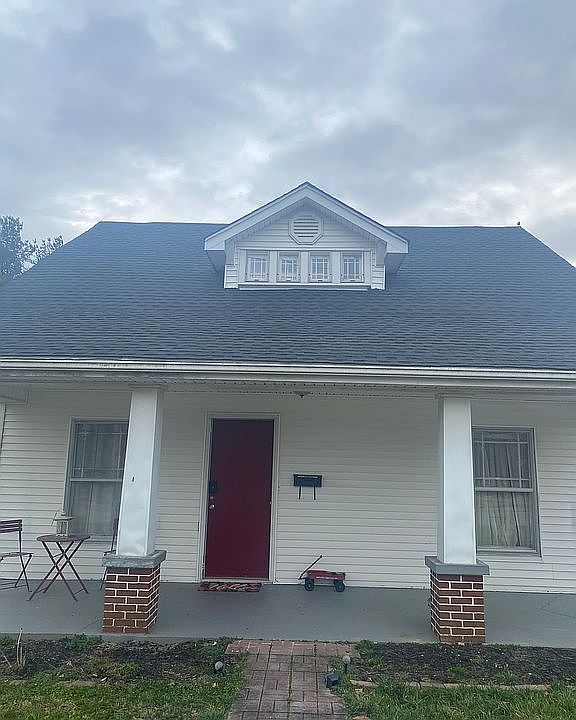 1st image of 306 N Franklin St