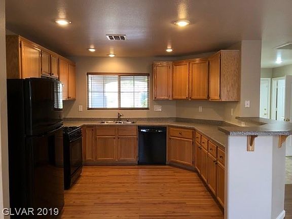 4th image of 2432 Cockatoo Dr