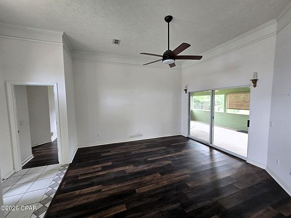 5th image of 315 Hidden Island Dr