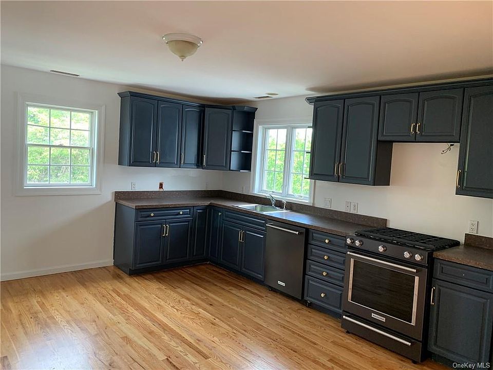 1st image of 214 Truman Ave