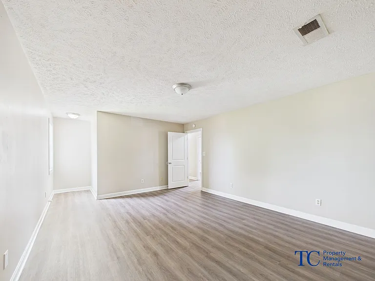 287 Foxworth Dr — Photo 17