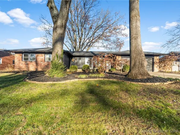 509 Hemlock Road, Jeffersonville, IN 47130