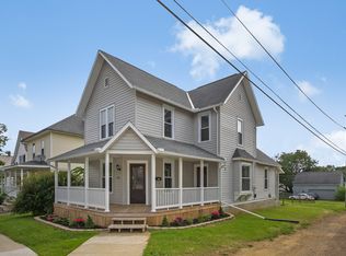 102 N McKenzie St, Mount Vernon, OH 43050