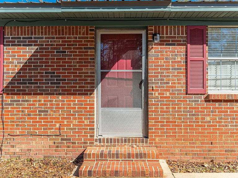 1841 County Highway 183 S — Photo 3