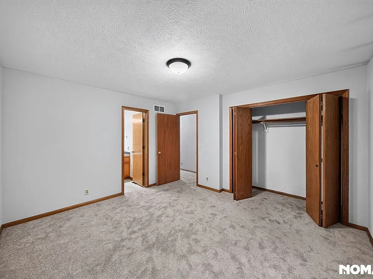 908 Newport Blvd — Photo 11
