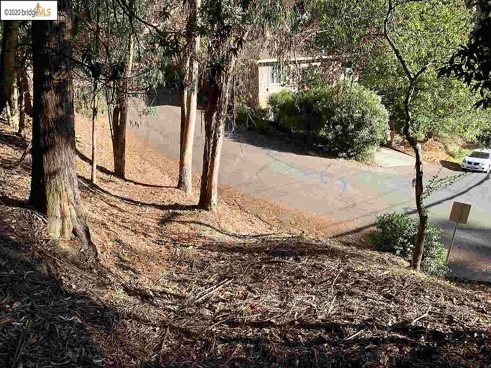 1st image of 6698 Moore Dr