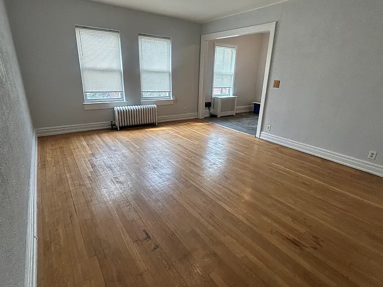 453 McLean Ave #4 — Photo 7