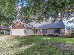 110 Nicole Ln, Crestview, FL 32539